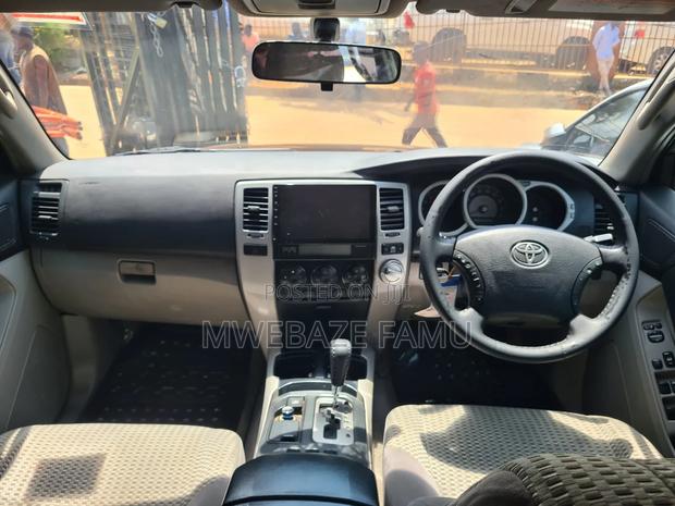 Toyota Hilux Surf 2009 Black