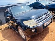 Mitsubishi Pajero 3.2 Di-Dc GLS 2010 Black for sale