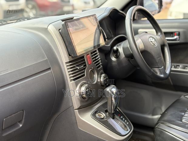 Toyota Rush 1.5 RWD 2012 Silver
