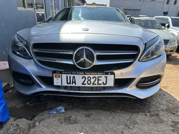 Mercedes-Benz C180 2015 Silver