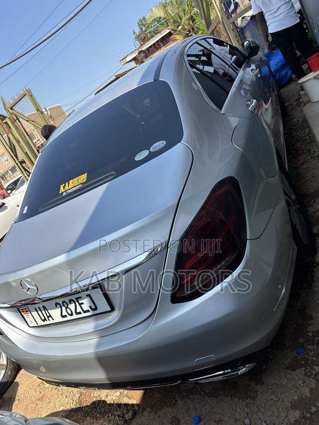 Mercedes-Benz C180 2015 Silver