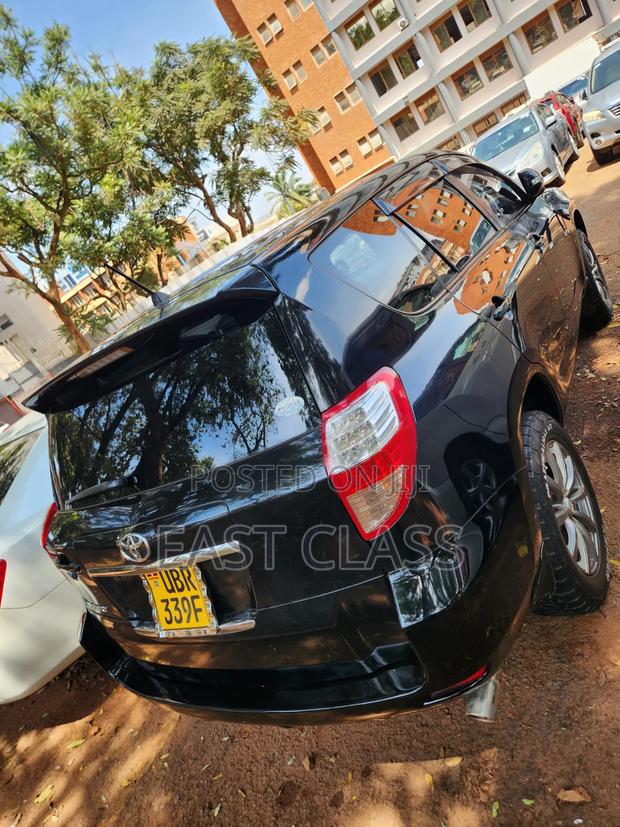 Toyota Vanguard 2009 Black