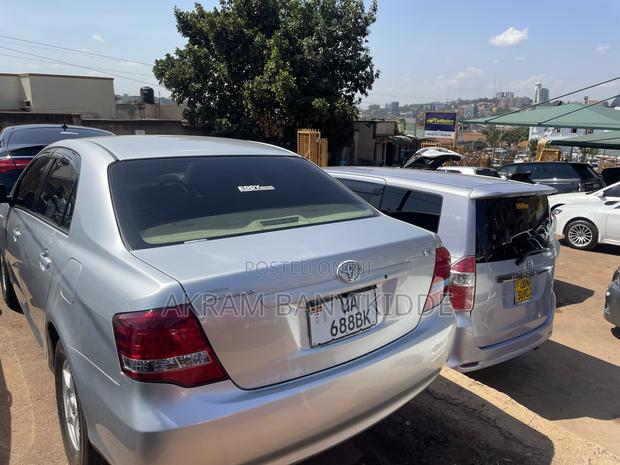 Toyota Axio 2012 Silver