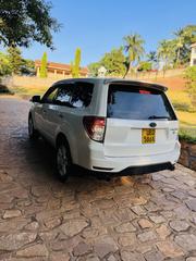 Subaru Forester 2.5 XS Premium 2009 White for sale
