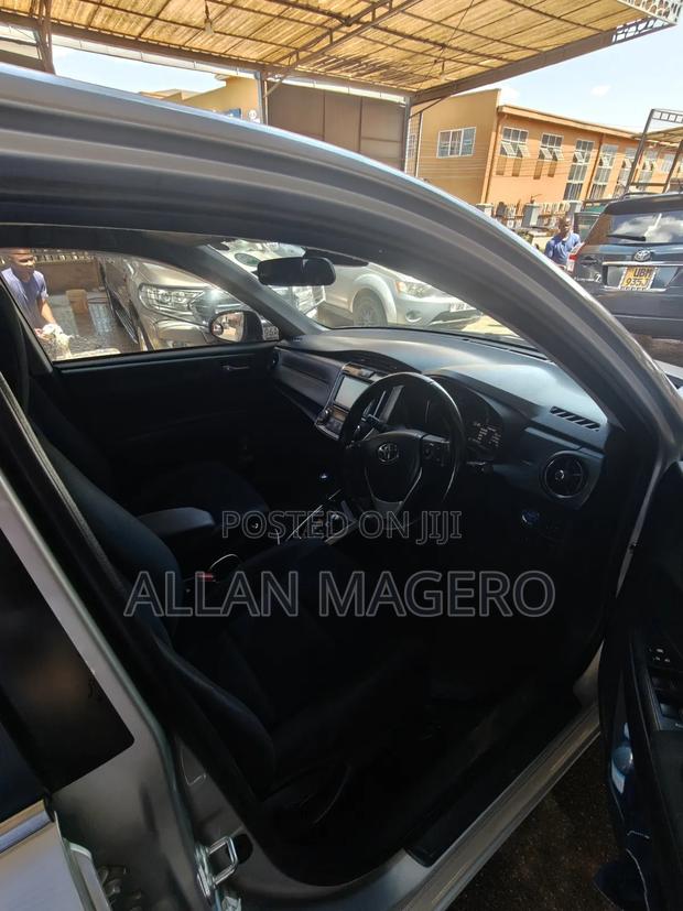Toyota Corolla Fielder 2016 Silver