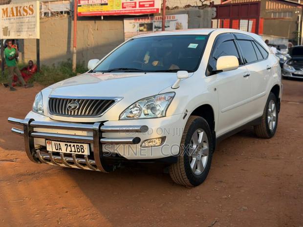 Toyota Harrier 2.4 2008 White