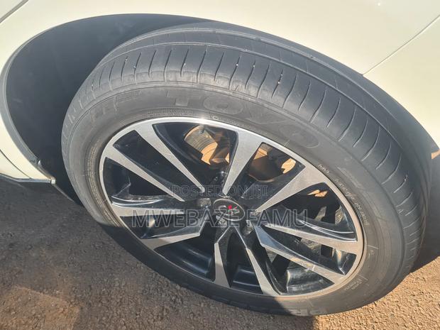 Toyota Harrier 2016 White