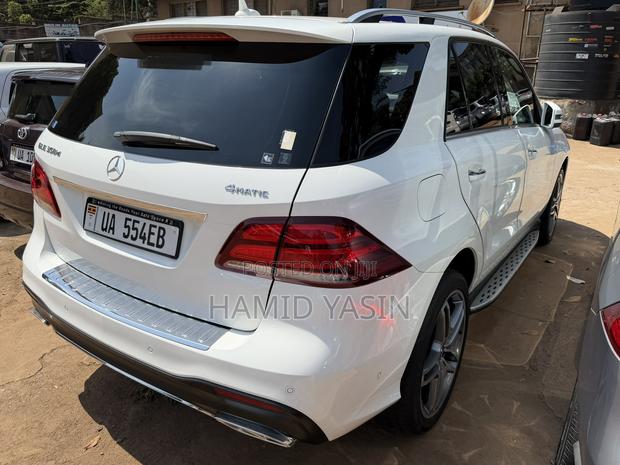 Mercedes-Benz GLE-Class 2016 White