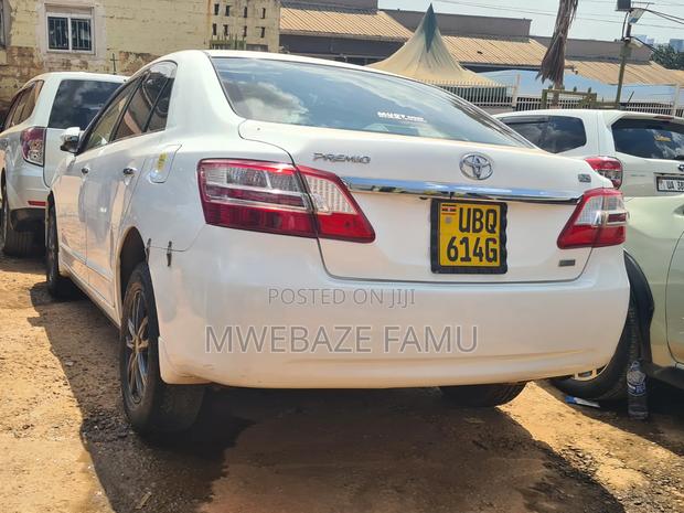 Toyota Premio 2012 White