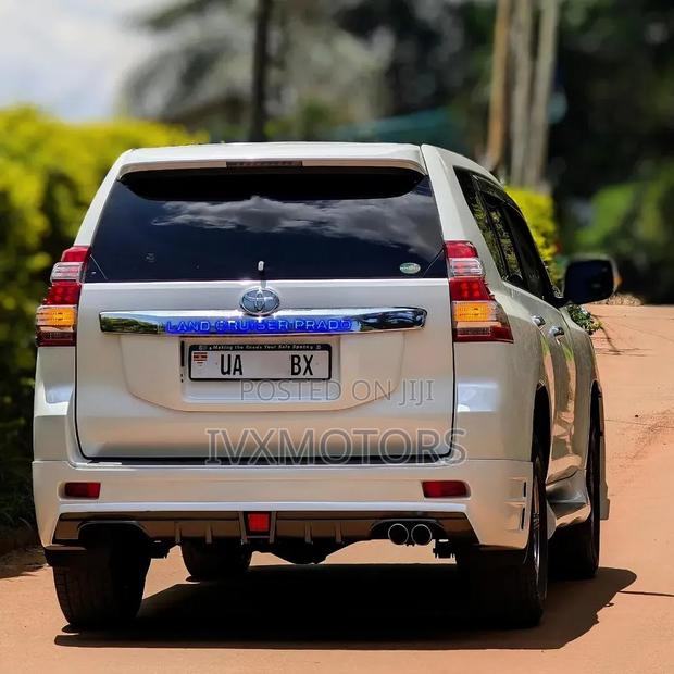 Toyota Land Cruiser 2015 White