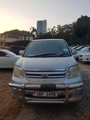 Toyota Noah 2005 Silver for sale