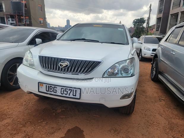 Toyota Harrier 2008 White