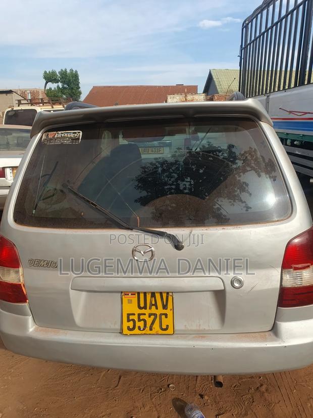 Mazda Demio 2009 Gray