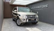 Mitsubishi Pajero V90 3.2 DI-D 2013 Beige for sale