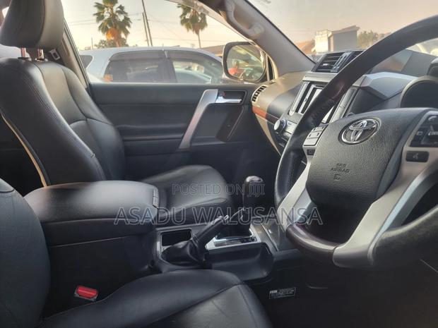 Toyota Land Cruiser 2015 White