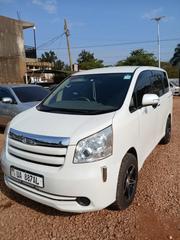 Toyota Noah 2014 White for sale