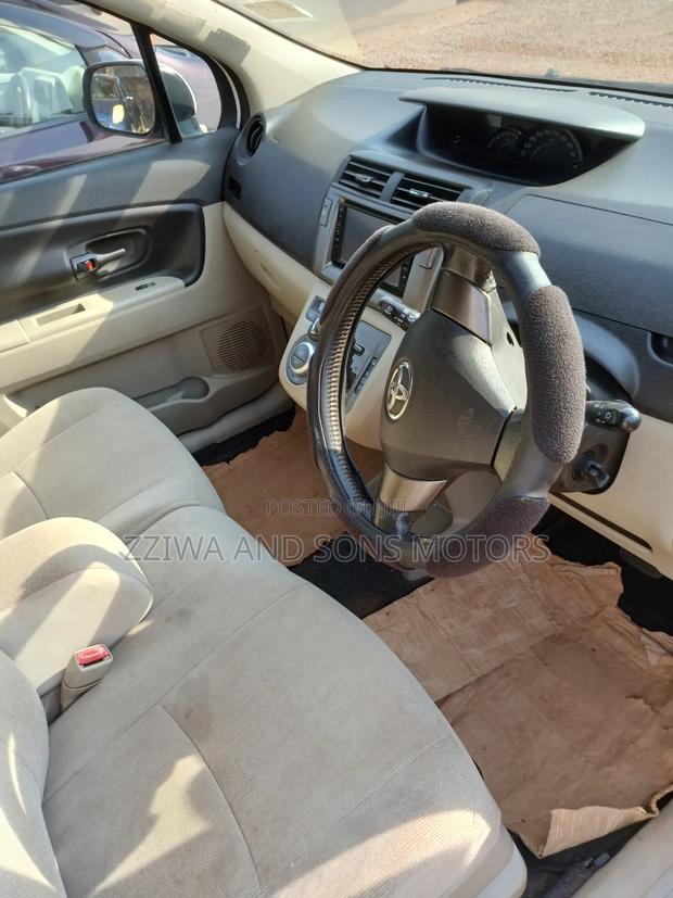Toyota Passo Sette 2012 White
