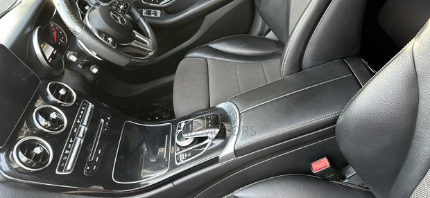 Mercedes-Benz C180 2015 Silver