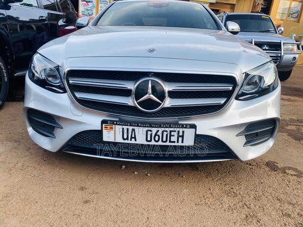 Mercedes-Benz E200 2017 Silver