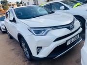 Toyota RAV4 2013 White for sale