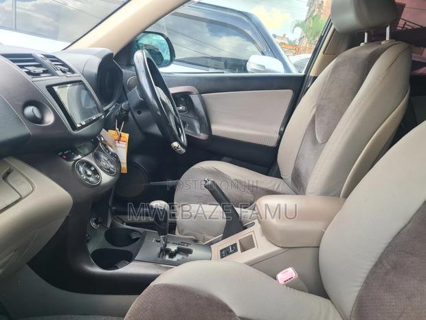 Toyota Vanguard 2009 Black