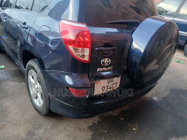 Toyota RAV4 2008 Blue
