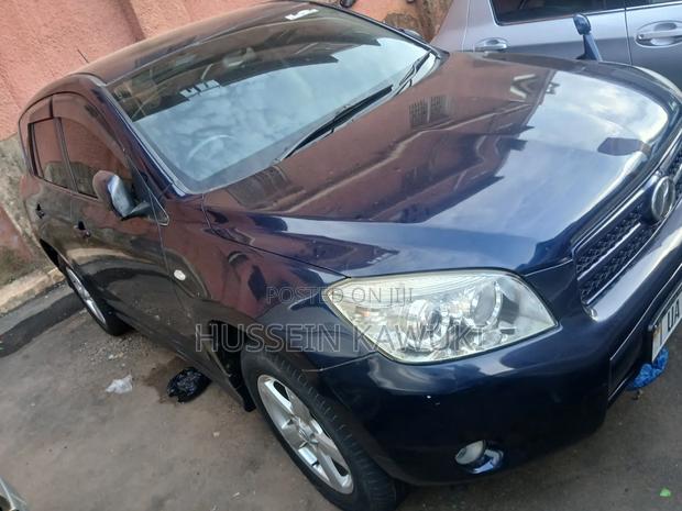 Toyota RAV4 2008 Blue
