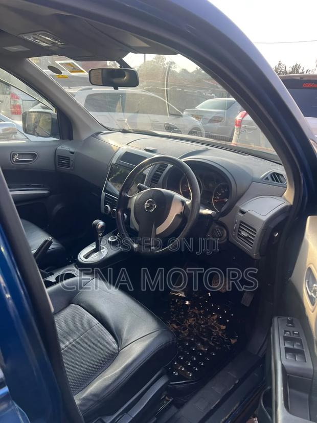 Nissan X-Trail 2011 Blue