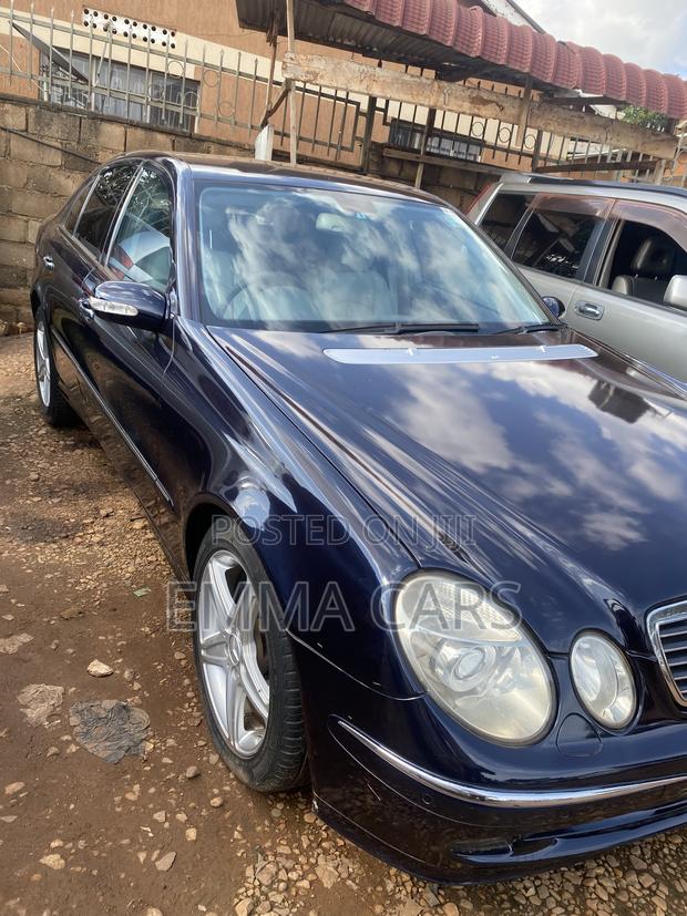 Mercedes-Benz E320 2010 Blue