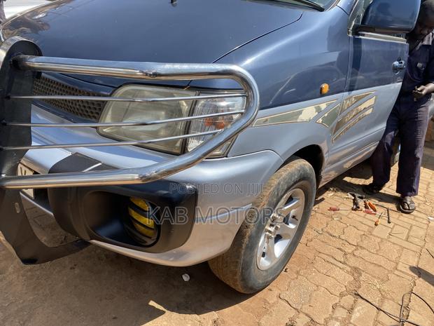 Toyota Noah 2.0 AWD (8 Seater) 2002 Blue