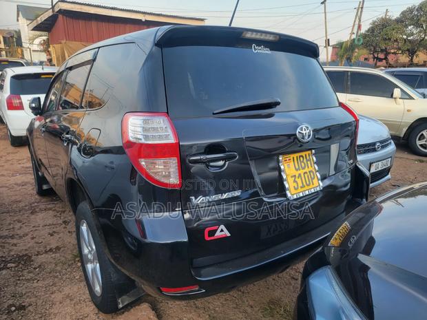 Toyota Vanguard 2008 Black