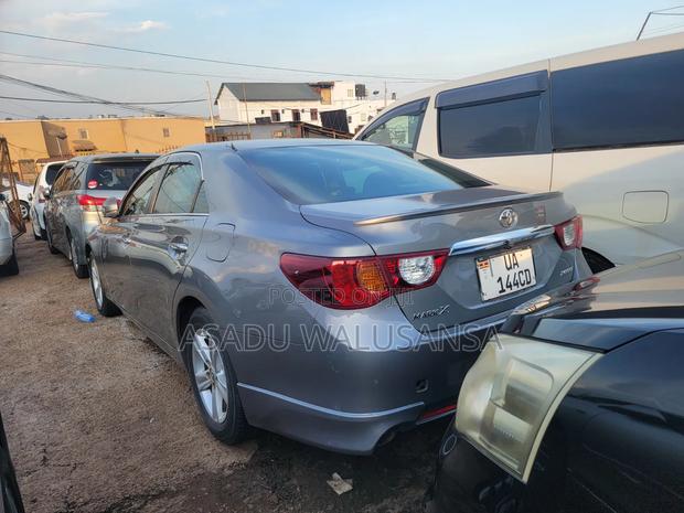 Toyota Mark X 2014 Silver