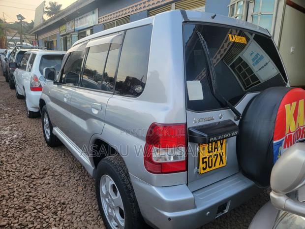 Mitsubishi Pajero 2007 Silver