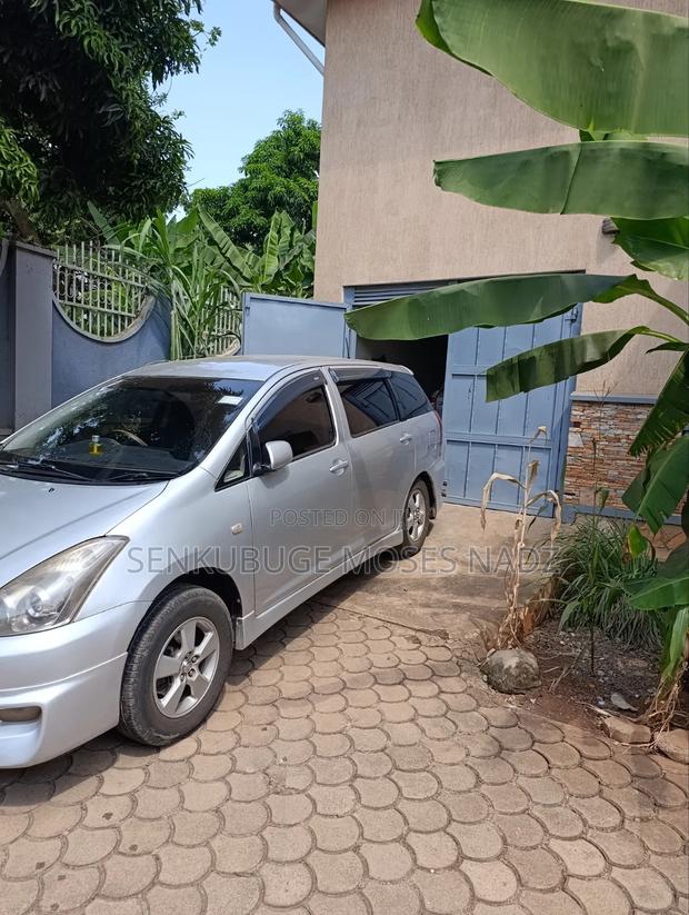 Toyota Wish 2008 Silver