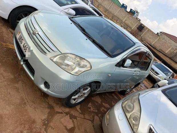 Toyota Raum 1.5 AWD 2005 Blue