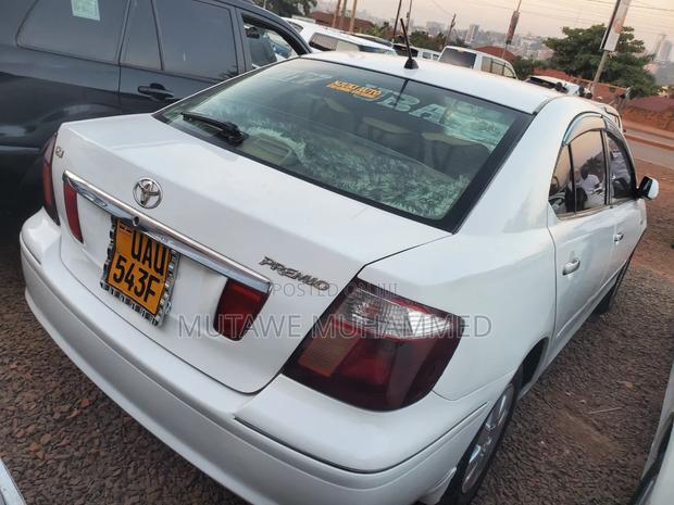 Toyota Premio 2005 White