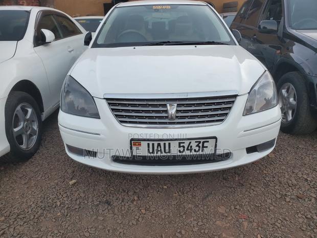 Toyota Premio 2005 White