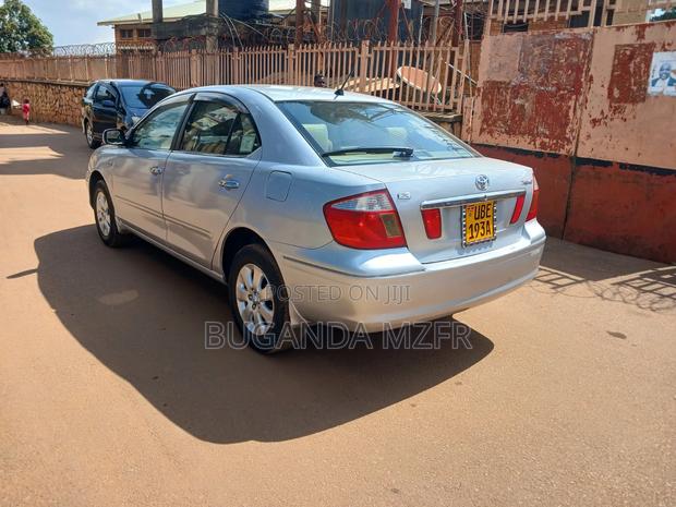 Toyota Corona Premio 2001 Silver