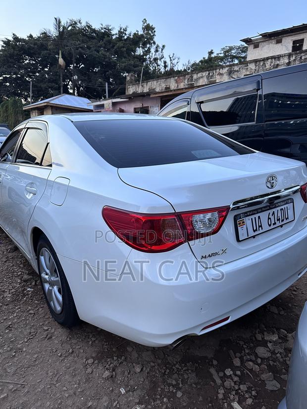 Toyota Mark X 2011 White