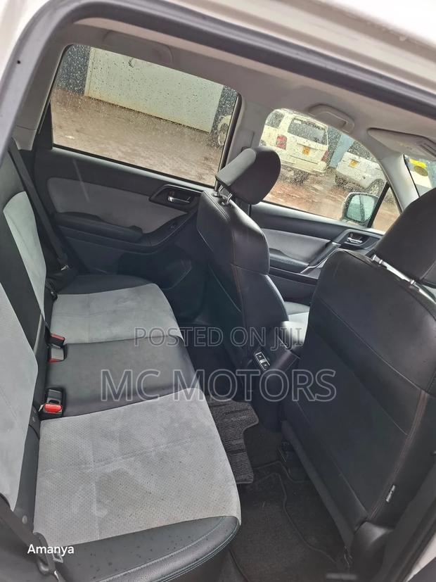 Subaru Forester 2.0XT Premium AWD 2017 White