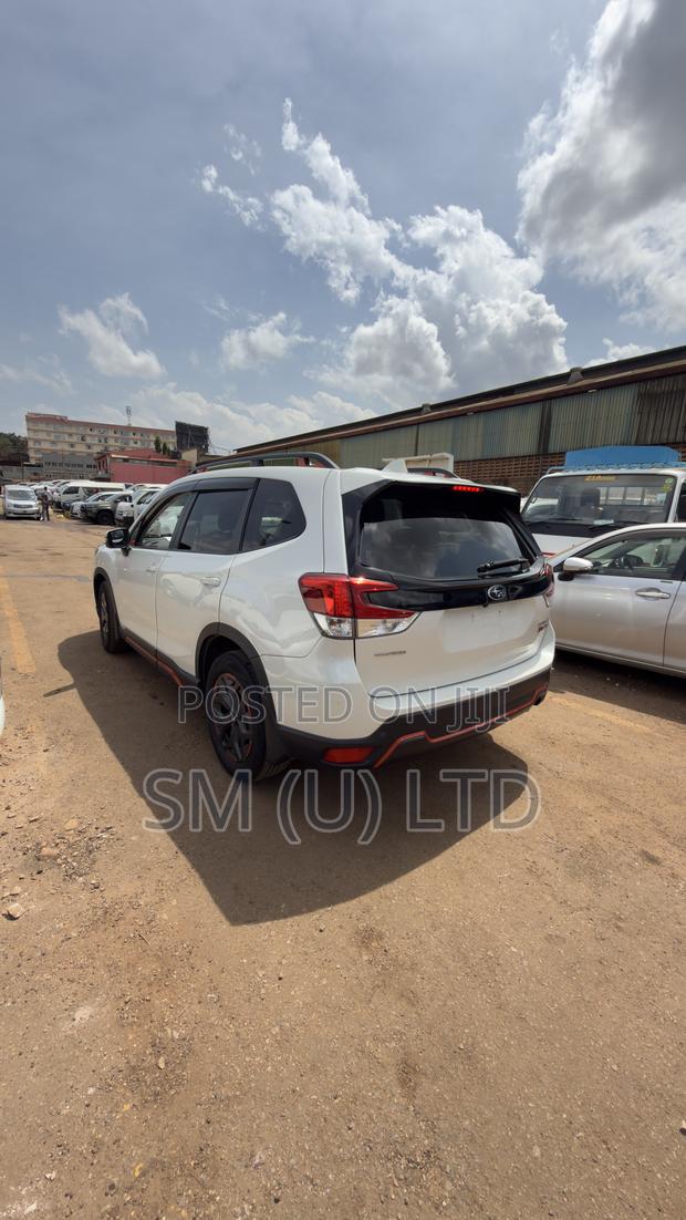 Subaru Forester 2019 White