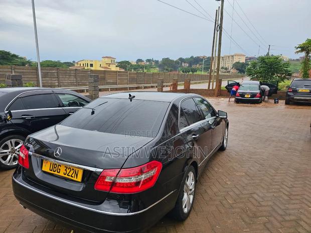 Mercedes-Benz E350 2010 Black