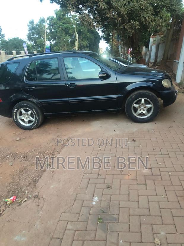 Mercedes-Benz M Class ML 320 1998 Black