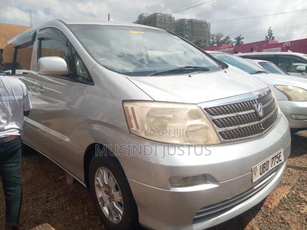 Toyota Alphard 2008 Silver