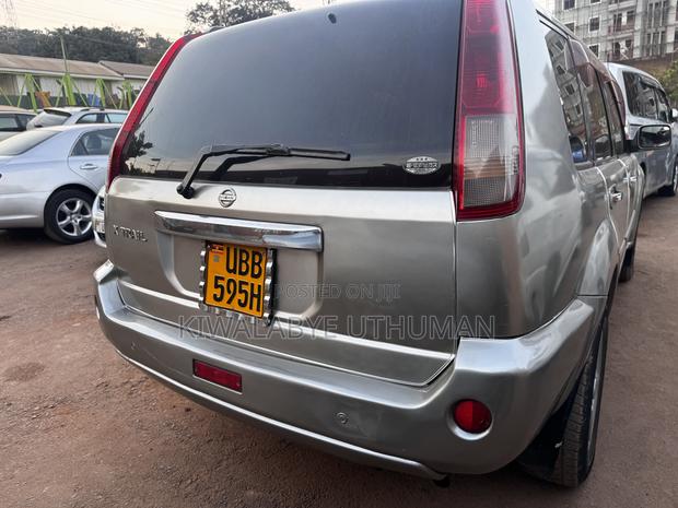 Nissan X-Trail 2004 Silver
