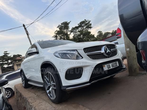 Mercedes-Benz GLE-Class 2016 White