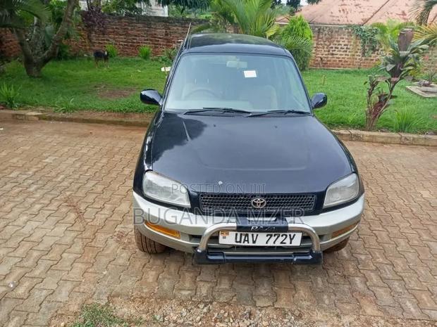Toyota RAV4 Cabriolet 1998 Black
