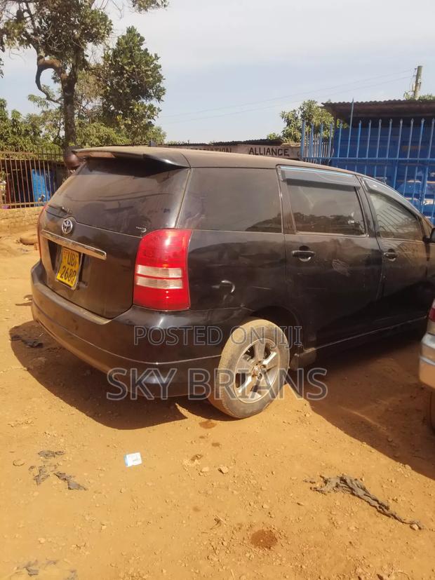 Toyota Wish 2004 Black