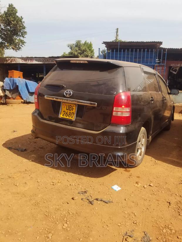 Toyota Wish 2004 Black