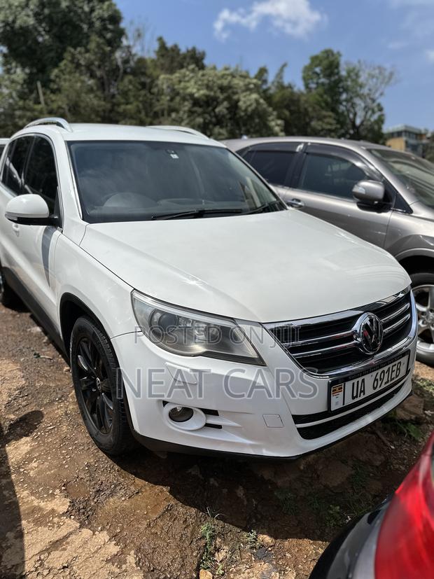 Volkswagen Tiguan 2012 White